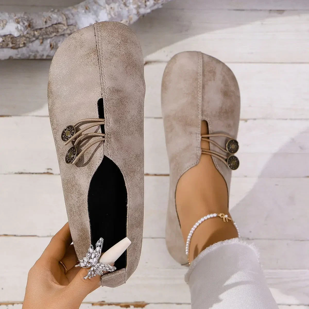 Betty | Suede Loafer
