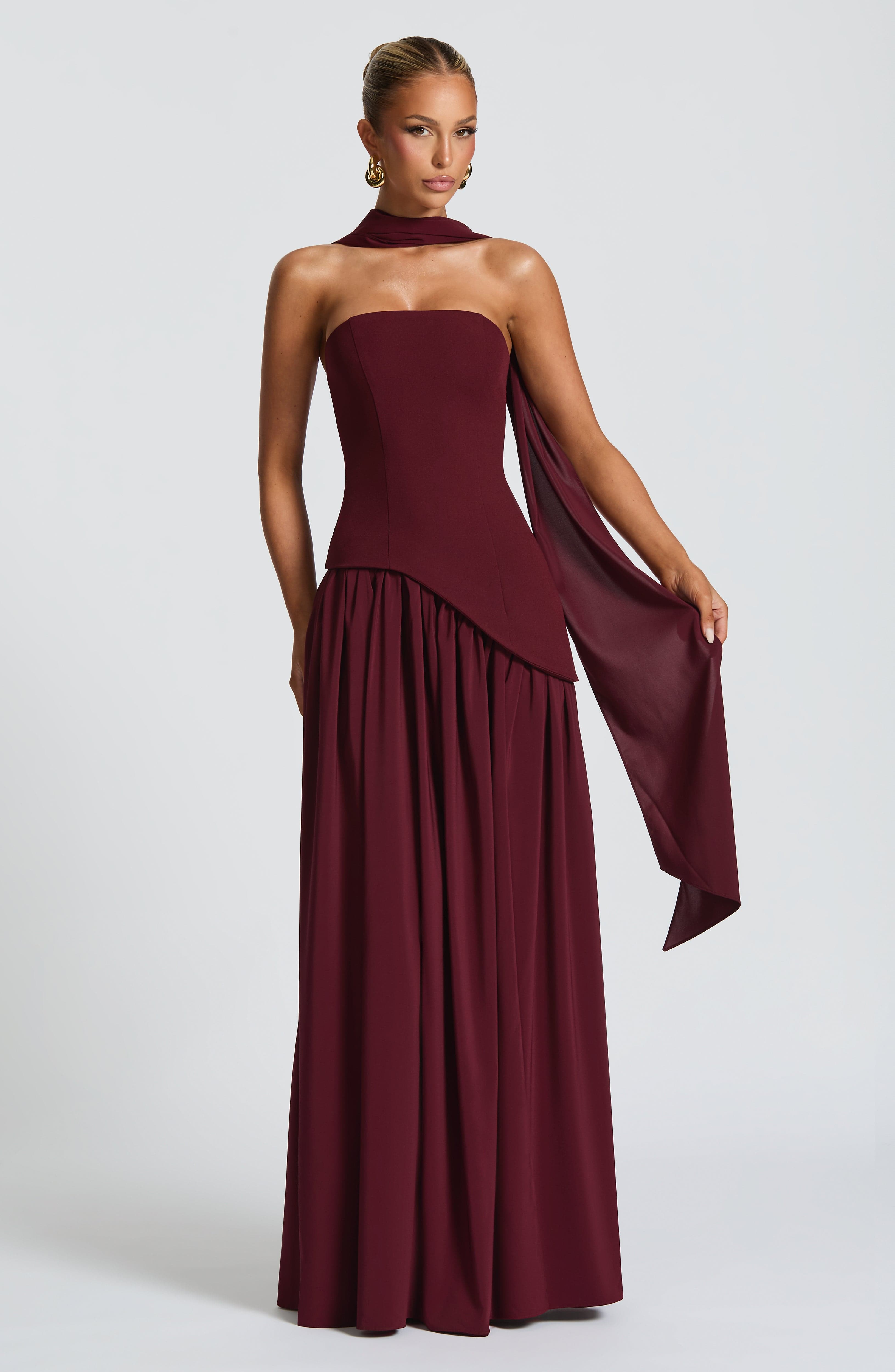 Valentina | Chic Slit Maxi Dress