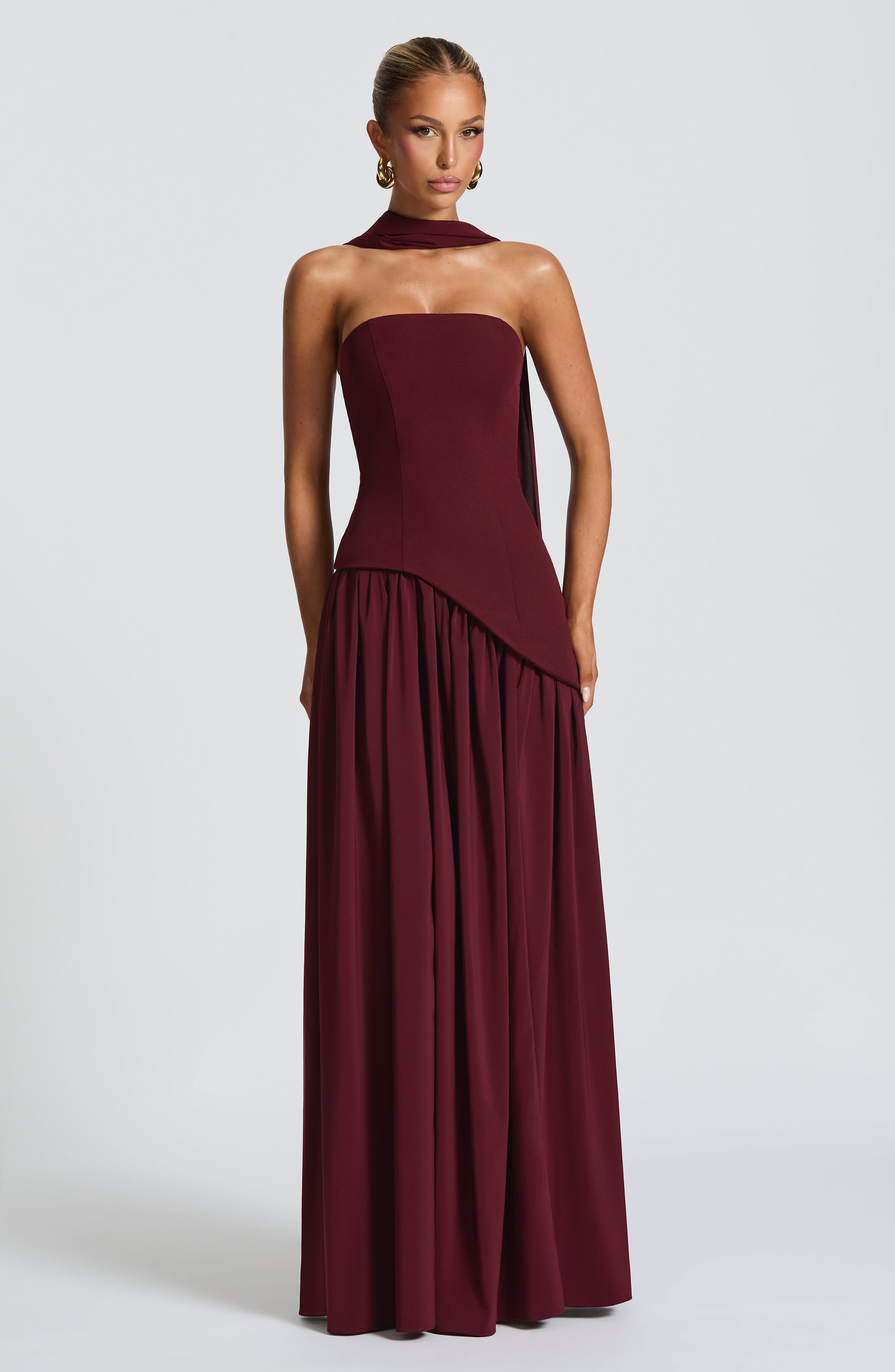 Valentina | Chic Slit Maxi Dress